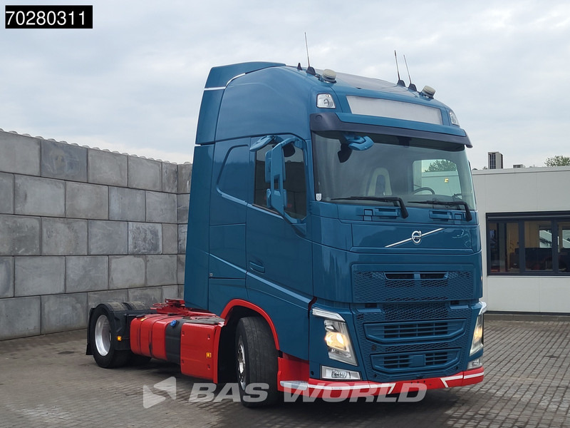 Volvo FH 500 4X2 XL Mega 2x Tanks VEB+ I-ParkCool Alcoa's - Nyergesvontató: 3 kép. Volvo FH 500 4X2 XL Mega 2x Tanks VEB+ I-ParkCool Alcoa's - Nyergesvontató: 3 kép.