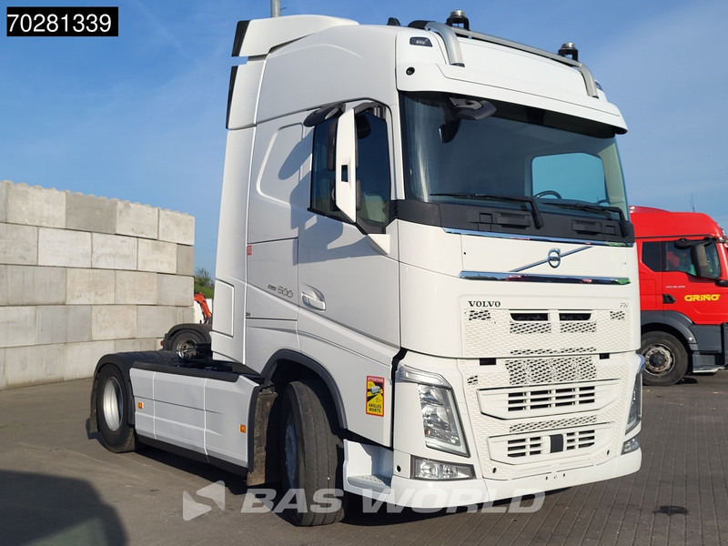 Volvo FH 500 FH 4X2 Retarder Full-Air I-ParkCool VEB+ 2x Tanks ADR - Nyergesvontató: 3 kép. Volvo FH 500 FH 4X2 Retarder Full-Air I-ParkCool VEB+ 2x Tanks ADR - Nyergesvontató: 3 kép.