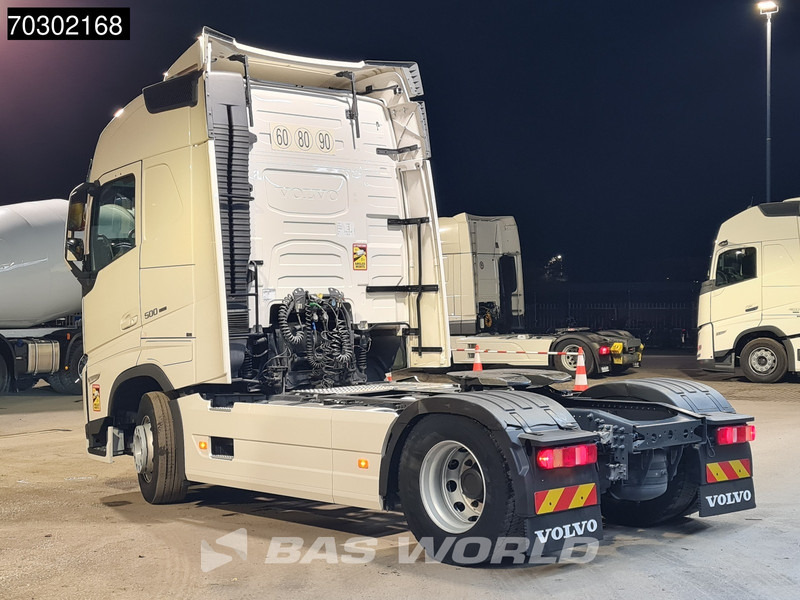 Volvo FH 500 FH 4X2 VEB+ 2xTanks TC I-ParkCool - Nyergesvontató: 2 kép. Volvo FH 500 FH 4X2 VEB+ 2xTanks TC I-ParkCool - Nyergesvontató: 2 kép.