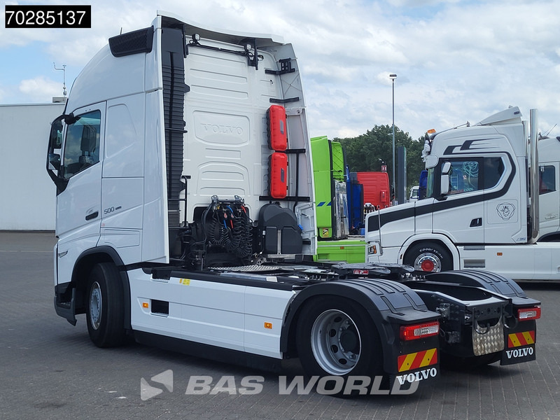 Volvo FH 500 FH 4X2 XL VEB+ 2x Tanks ACC LED ADR - Nyergesvontató: 2 kép. Volvo FH 500 FH 4X2 XL VEB+ 2x Tanks ACC LED ADR - Nyergesvontató: 2 kép.