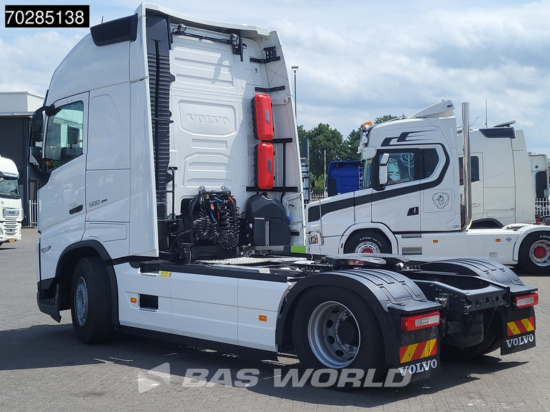 Volvo FH 500 FH 4X2 XL VEB+ 2x Tanks ACC LED ADR - Nyergesvontató: 2 kép. Volvo FH 500 FH 4X2 XL VEB+ 2x Tanks ACC LED ADR - Nyergesvontató: 2 kép.
