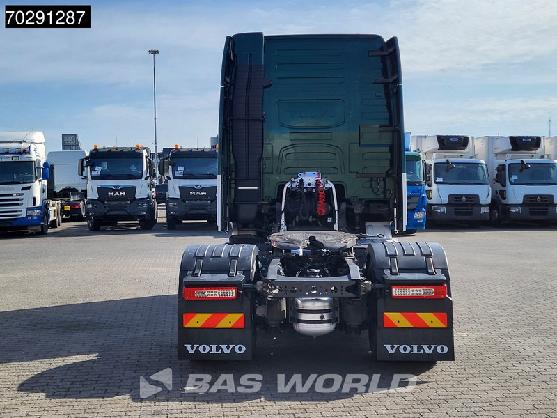 Volvo FH 540 4X2 XL 2x Tanks I-ParkCool Leather - Nyergesvontató: 3 kép. Volvo FH 540 4X2 XL 2x Tanks I-ParkCool Leather - Nyergesvontató: 3 kép.