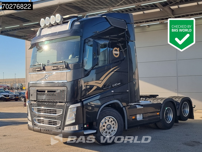 Volvo FH 540 FH 6X2 Retarder Liftachse VDS - Nyergesvontató: 1 kép. Volvo FH 540 FH 6X2 Retarder Liftachse VDS - Nyergesvontató: 1 kép.