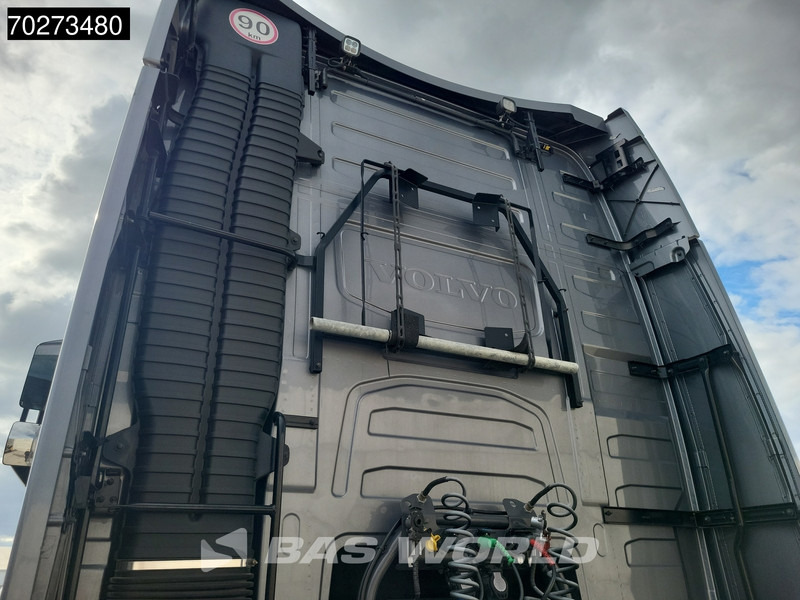 Volvo FH16 750 4X2 NL-Truck APK 08-2026! XL 2x Tanks Standklima ACC Alcoa's LED - Nyergesvontató: 5 kép. Volvo FH16 750 4X2 NL-Truck APK 08-2026! XL 2x Tanks Standklima ACC Alcoa's LED - Nyergesvontató: 5 kép.
