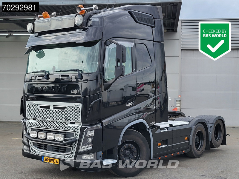 Volvo FH16 750 6X2 NL-Truck APK 07-2026! Full-Air Retarder VEB+ Big-Axle 2x Tanks Liftachse Xenon Euro 6 - Nyergesvontató: 1 kép. Volvo FH16 750 6X2 NL-Truck APK 07-2026! Full-Air Retarder VEB+ Big-Axle 2x Tanks Liftachse Xenon Euro 6 - Nyergesvontató: 1 kép.