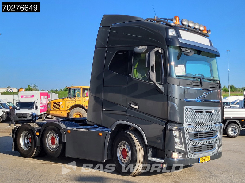 Volvo FH16 750 6X2 NL-Truck VDS VEB+ Lift+Lenkachse Xenon Euro 6 - Nyergesvontató: 3 kép. Volvo FH16 750 6X2 NL-Truck VDS VEB+ Lift+Lenkachse Xenon Euro 6 - Nyergesvontató: 3 kép.