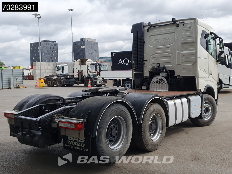Volvo FH16 750 906 6X4 Retarder Hydraulik Liftachse Big-Axle VDS - Nyergesvontató: 5 kép. Volvo FH16 750 906 6X4 Retarder Hydraulik Liftachse Big-Axle VDS - Nyergesvontató: 5 kép.