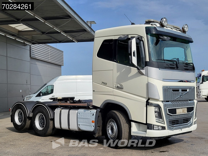 Volvo FH16 750 906 6X4 Retarder Hydraulik Liftachse Big-Axle VDS - Nyergesvontató: 3 kép. Volvo FH16 750 906 6X4 Retarder Hydraulik Liftachse Big-Axle VDS - Nyergesvontató: 3 kép.