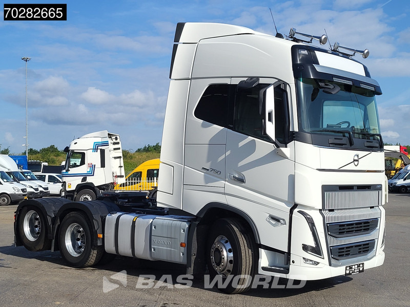 Volvo FH16 750 FH16 6X6 X-Track Liftachse Full-Air VDS VEB+ Alcoa's ACC LED Alcoa's - Nyergesvontató: 3 kép. Volvo FH16 750 FH16 6X6 X-Track Liftachse Full-Air VDS VEB+ Alcoa's ACC LED Alcoa's - Nyergesvontató: 3 kép.