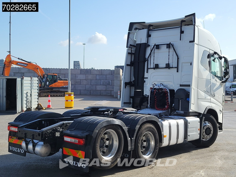 Volvo FH16 750 FH16 6X6 X-Track Liftachse Full-Air VDS VEB+ Alcoa's ACC LED Alcoa's - Nyergesvontató: 5 kép. Volvo FH16 750 FH16 6X6 X-Track Liftachse Full-Air VDS VEB+ Alcoa's ACC LED Alcoa's - Nyergesvontató: 5 kép.
