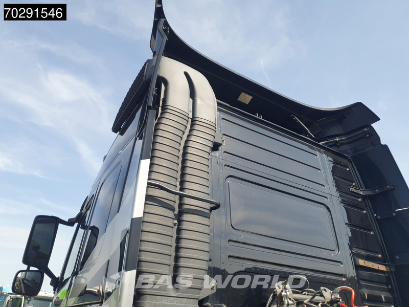Volvo FM 410 4X2 NL-Truck Euro 6 - Nyergesvontató: 5 kép. Volvo FM 410 4X2 NL-Truck Euro 6 - Nyergesvontató: 5 kép.