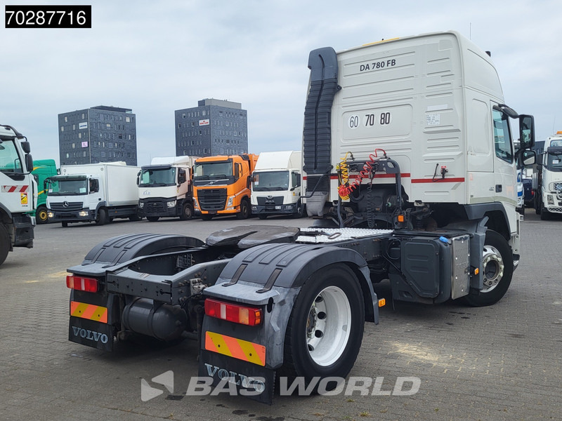 Volvo FM 450 FM 4X2 Retarder Euro 5 - Nyergesvontató: 5 kép. Volvo FM 450 FM 4X2 Retarder Euro 5 - Nyergesvontató: 5 kép.