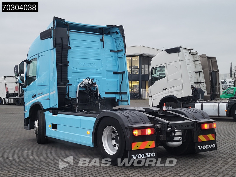 Volvo FM 460 4X2 VEB Hydraulik LED Alcoa's - Nyergesvontató: 2 kép. Volvo FM 460 4X2 VEB Hydraulik LED Alcoa's - Nyergesvontató: 2 kép.