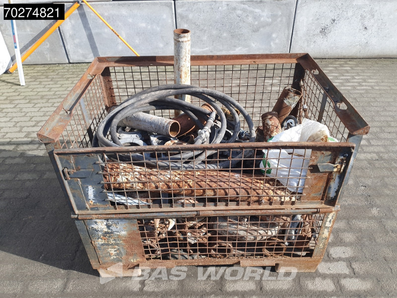 Putzmeister BSA 1407 D5 CONCRETE PUMP - Betonipari gép: 3 kép. Putzmeister BSA 1407 D5 CONCRETE PUMP - Betonipari gép: 3 kép.