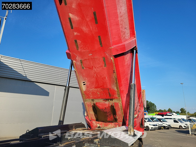 Renault Kerax 430 8X4 16m3 Forez Bennes tipper Full Steel Big-Axle Automatic Euro 5 - Billenőplatós teherautó: 5 kép. Renault Kerax 430 8X4 16m3 Forez Bennes tipper Full Steel Big-Axle Automatic Euro 5 - Billenőplatós teherautó: 5 kép.
