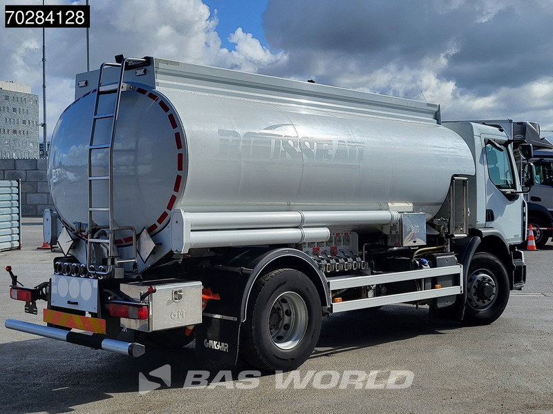 Renault Premium 380 4X4 14.000 Liter Fuel tanker 6 compartments ADR Hydrodrive Euro 5 - Tartályos teherautó: 5 kép. Renault Premium 380 4X4 14.000 Liter Fuel tanker 6 compartments ADR Hydrodrive Euro 5 - Tartályos teherautó: 5 kép.