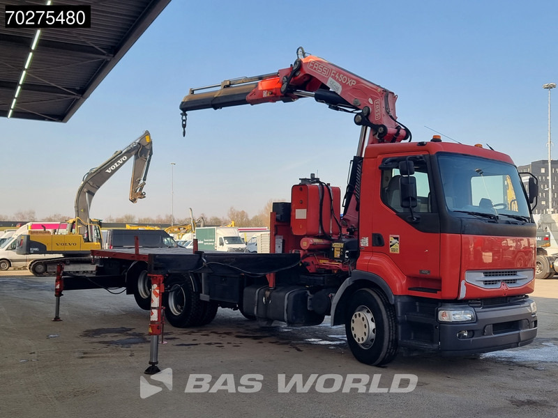 Renault Premium 420 6X2 Fassi F450AXP.22 Kran Crane Lift-axle Manual Euro 3 - Platós teherautó, Darus autó: 3 kép. Renault Premium 420 6X2 Fassi F450AXP.22 Kran Crane Lift-axle Manual Euro 3 - Platós teherautó, Darus autó: 3 kép.