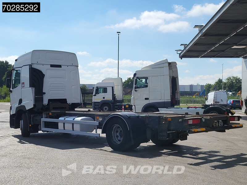 Renault T 460 4X2 BDF 2xTanks Optibrake Automatic Euro 6 - Cserefelépítményes teherautó: 2 kép. Renault T 460 4X2 BDF 2xTanks Optibrake Automatic Euro 6 - Cserefelépítményes teherautó: 2 kép.