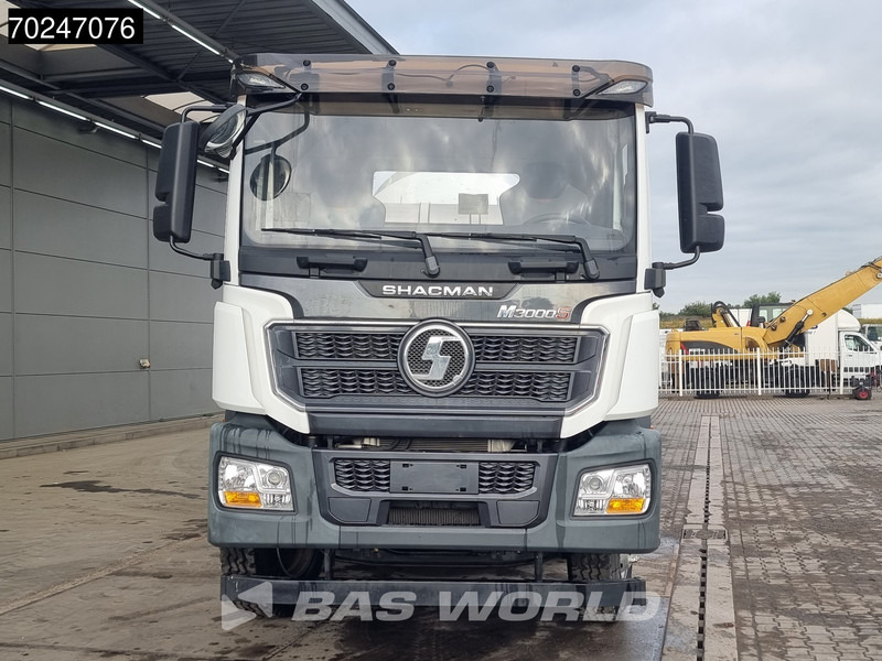 SHACMAN 8x4 EURO 6 8X4 NEW! 8m3 Liebherr Mixer Big-Axle Steel Suspension - Betonmixer: 5 kép. SHACMAN 8x4 EURO 6 8X4 NEW! 8m3 Liebherr Mixer Big-Axle Steel Suspension - Betonmixer: 5 kép.