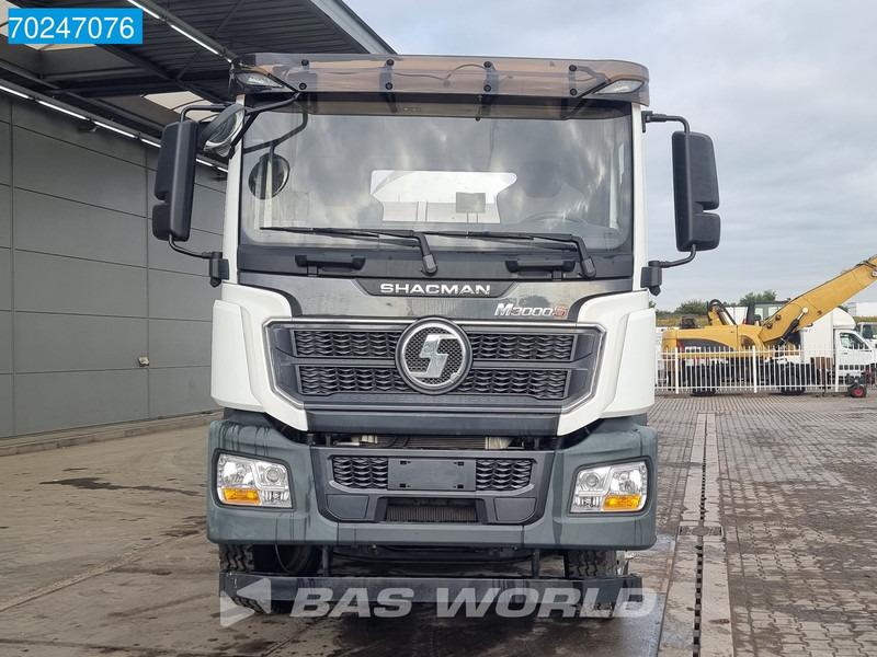 SHACMAN 8x4 EURO 6 8X4 NEW! 8m3 Liebherr Mixer Big-Axle Steel Suspension - Betonmixer: 5 kép. SHACMAN 8x4 EURO 6 8X4 NEW! 8m3 Liebherr Mixer Big-Axle Steel Suspension - Betonmixer: 5 kép.