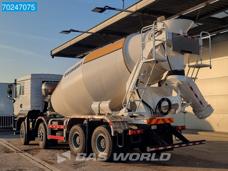 SHACMAN M3000 S 8X4 NEW! 8m3 Liebherr Mixer Big-Axle Steelsuspension - Betonmixer: 2 kép. SHACMAN M3000 S 8X4 NEW! 8m3 Liebherr Mixer Big-Axle Steelsuspension - Betonmixer: 2 kép.
