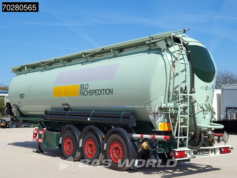 SPITZER SK2753CALGGVS 3 axles ADR 55m3 1 Comp. Gefahrgut KIP-Silo - Tartályos félpótkocsi: 5 kép. SPITZER SK2753CALGGVS 3 axles ADR 55m3 1 Comp. Gefahrgut KIP-Silo - Tartályos félpótkocsi: 5 kép.