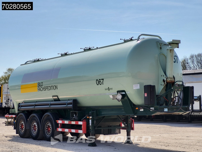 SPITZER SK2753CALGGVS 3 axles ADR 55m3 1 Comp. Gefahrgut KIP-Silo - Tartályos félpótkocsi: 3 kép. SPITZER SK2753CALGGVS 3 axles ADR 55m3 1 Comp. Gefahrgut KIP-Silo - Tartályos félpótkocsi: 3 kép.