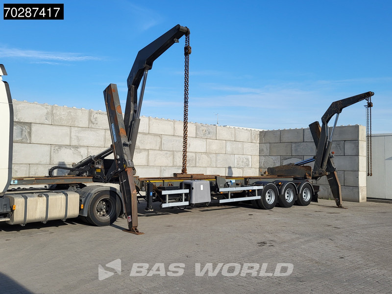 STEELBRO NEW Remote Controle Sideloader Seitenlader - Félpótkocsi cserefelépítményes: 2 kép. STEELBRO NEW Remote Controle Sideloader Seitenlader - Félpótkocsi cserefelépítményes: 2 kép.