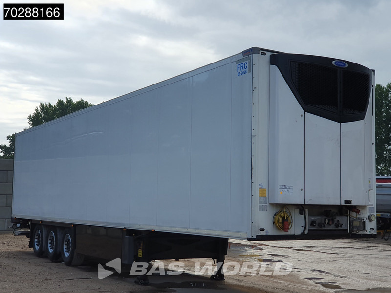 Schmitz Cargobull Carrier 3 axles Doppelverdampfer Tailgate Blumenbreit Palettenkasten LBW - Félpótkocsi hűtős: 3 kép. Schmitz Cargobull Carrier 3 axles Doppelverdampfer Tailgate Blumenbreit Palettenkasten LBW - Félpótkocsi hűtős: 3 kép.