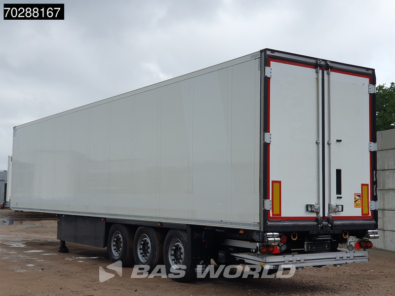 Schmitz Cargobull SCB*S3B 3 axles Doppelverdampfer Tailgate Palettenkasten Blumenbreit LBW - Félpótkocsi hűtős: 2 kép. Schmitz Cargobull SCB*S3B 3 axles Doppelverdampfer Tailgate Palettenkasten Blumenbreit LBW - Félpótkocsi hűtős: 2 kép.