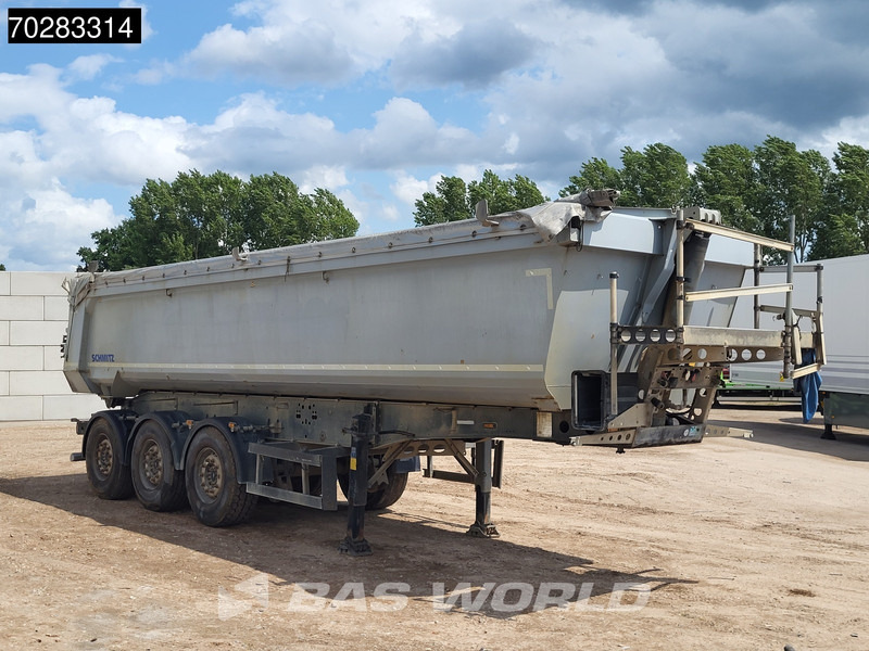 Schmitz Cargobull SGF*S3 Liftachse 28m3 - Félpótkocsi billenőplatós: 3 kép. Schmitz Cargobull SGF*S3 Liftachse 28m3 - Félpótkocsi billenőplatós: 3 kép.