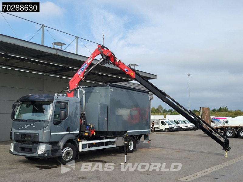 Volvo FL 250 4X2 Mobile workshop HMF 1320K-RCS Crane manbasket 2000kg Ladebordwand - Teherautó, Darus autó: 5 kép. Volvo FL 250 4X2 Mobile workshop HMF 1320K-RCS Crane manbasket 2000kg Ladebordwand - Teherautó, Darus autó: 5 kép.