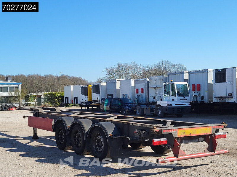Van Hool 3 axles - Félpótkocsi cserefelépítményes: 2 kép. Van Hool 3 axles - Félpótkocsi cserefelépítményes: 2 kép.