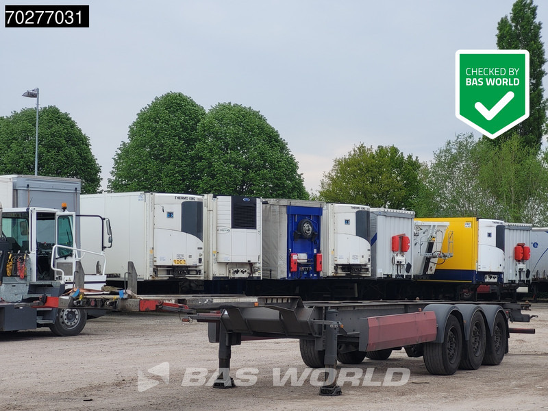 Van Hool 3 axles - Félpótkocsi cserefelépítményes: 1 kép. Van Hool 3 axles - Félpótkocsi cserefelépítményes: 1 kép.