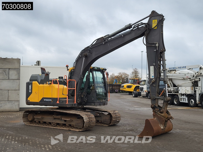 Volvo EC140 EL - Lánctalpas kotró: 5 kép. Volvo EC140 EL - Lánctalpas kotró: 5 kép.