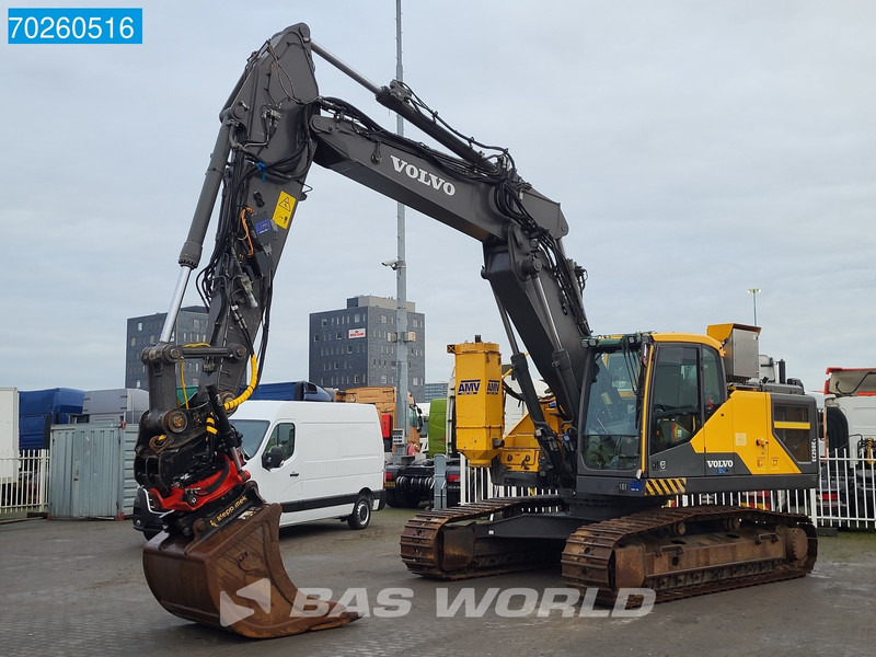 Volvo EC250 E L AMV DRILLING SYSTEM - REMOTE CONTROLED - Lánctalpas kotró: 2 kép. Volvo EC250 E L AMV DRILLING SYSTEM - REMOTE CONTROLED - Lánctalpas kotró: 2 kép.