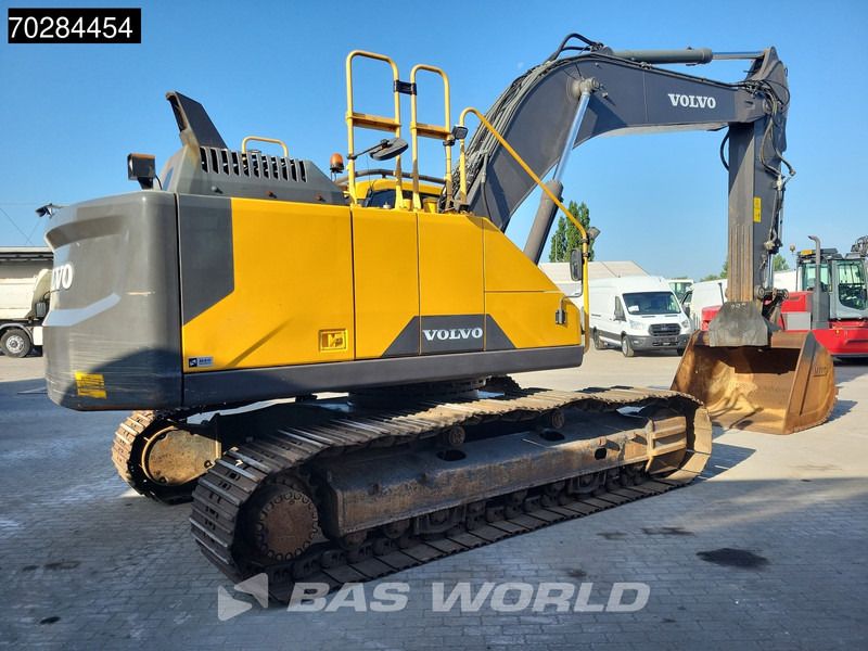 Volvo EC300 E L - Lánctalpas kotró: 5 kép. Volvo EC300 E L - Lánctalpas kotró: 5 kép.