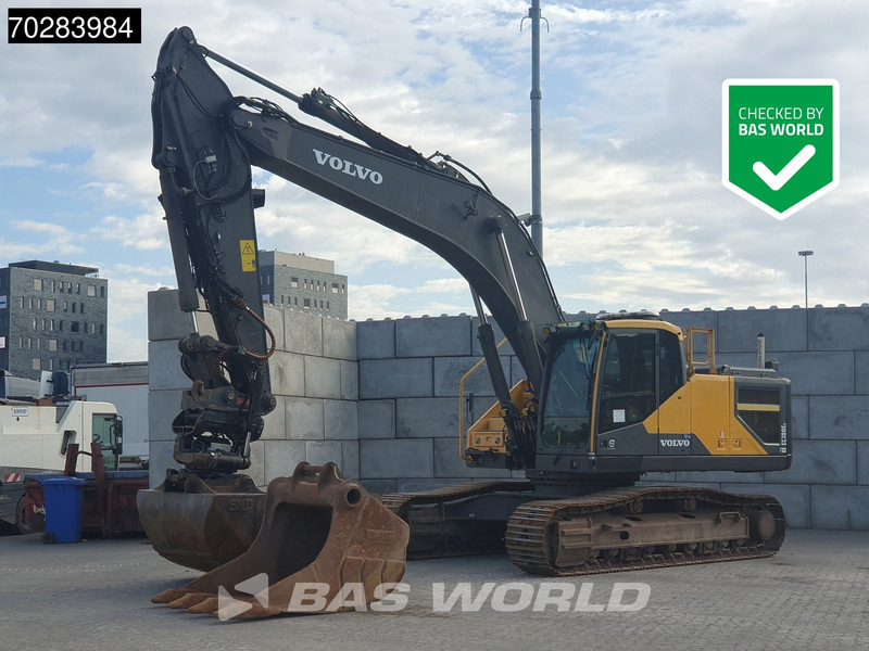 Volvo EC300 E L OILQUICK - LEICA - Lánctalpas kotró: 1 kép. Volvo EC300 E L OILQUICK - LEICA - Lánctalpas kotró: 1 kép.