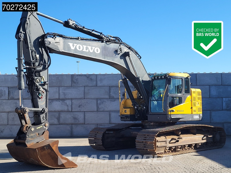 Volvo ECR305 C L - Lánctalpas kotró: 1 kép. Volvo ECR305 C L - Lánctalpas kotró: 1 kép.