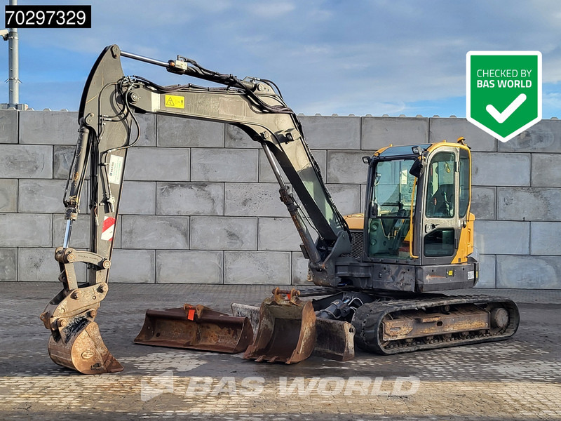 Volvo ECR88 D - Minikotró: 1 kép. Volvo ECR88 D - Minikotró: 1 kép.