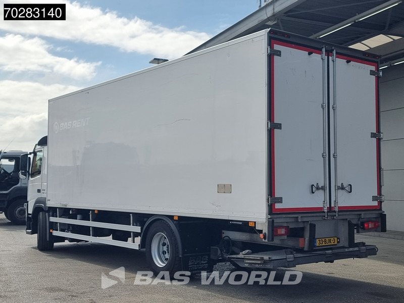 Volvo FM 330 4X2 NL-Truck Laadklep Koelmotor Euro 6 - Hűtős teherautó: 2 kép. Volvo FM 330 4X2 NL-Truck Laadklep Koelmotor Euro 6 - Hűtős teherautó: 2 kép.