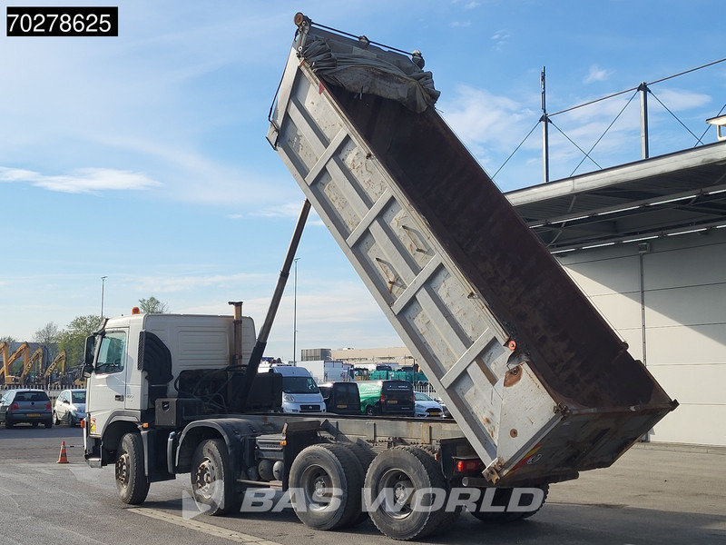 Volvo FM 400 8X4 16m3 tipper Manual Big-Axle VEB+ Euro 4 - Billenőplatós teherautó: 2 kép. Volvo FM 400 8X4 16m3 tipper Manual Big-Axle VEB+ Euro 4 - Billenőplatós teherautó: 2 kép.