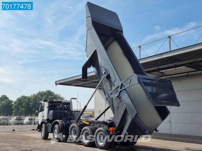 Volvo FMX 460 10X4 50T payload | 30m3 Tipper | Mining dumper - Billenőplatós teherautó: 5 kép. Volvo FMX 460 10X4 50T payload | 30m3 Tipper | Mining dumper - Billenőplatós teherautó: 5 kép.