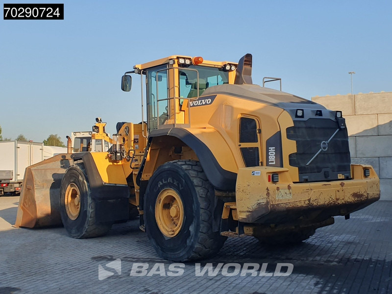 Volvo L180 H CDC - Gumikerekes homlokrakodó: 2 kép. Volvo L180 H CDC - Gumikerekes homlokrakodó: 2 kép.