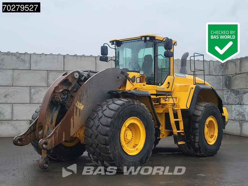 Volvo L250 G CDC - Gumikerekes homlokrakodó: 1 kép. Volvo L250 G CDC - Gumikerekes homlokrakodó: 1 kép.