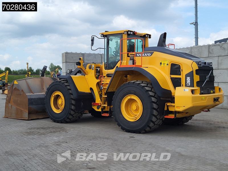 Volvo L260 H CDC - BSS - Co-Pilot - Gumikerekes homlokrakodó: 3 kép. Volvo L260 H CDC - BSS - Co-Pilot - Gumikerekes homlokrakodó: 3 kép.