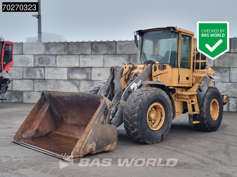 Volvo L60 E - Gumikerekes homlokrakodó: 1 kép. Volvo L60 E - Gumikerekes homlokrakodó: 1 kép.