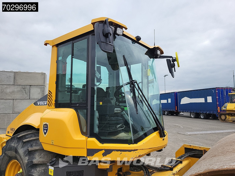 Henger Volvo SD135 B A/C: 18 kép.