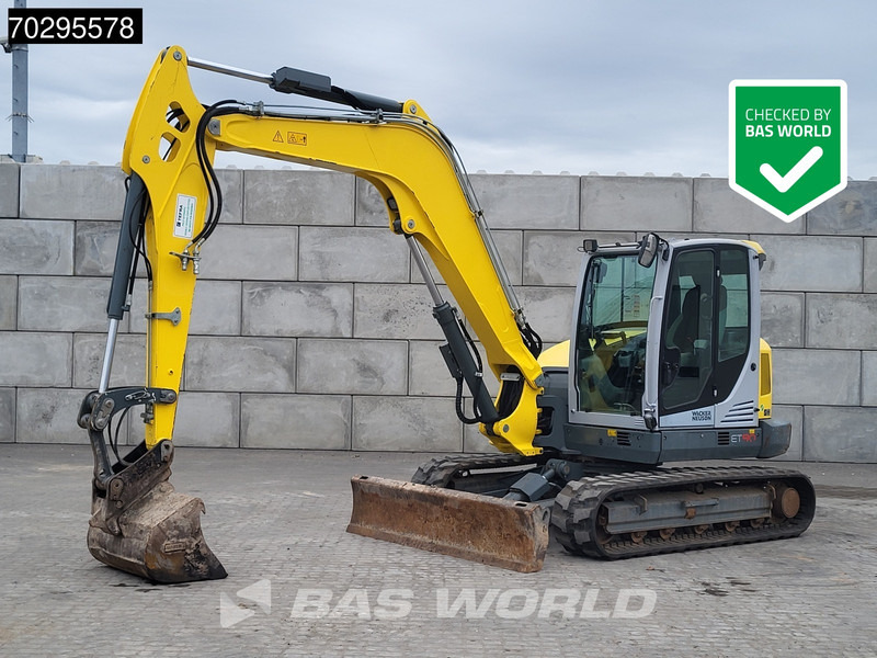 WACKER NEUSON ET90 - Minikotró: 1 kép. WACKER NEUSON ET90 - Minikotró: 1 kép.