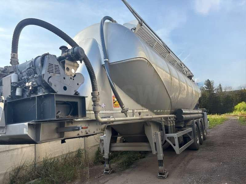 Ardor 3 ESSIEUX - Tartályos félpótkocsi: 1 kép. Ardor 3 ESSIEUX - Tartályos félpótkocsi: 1 kép.